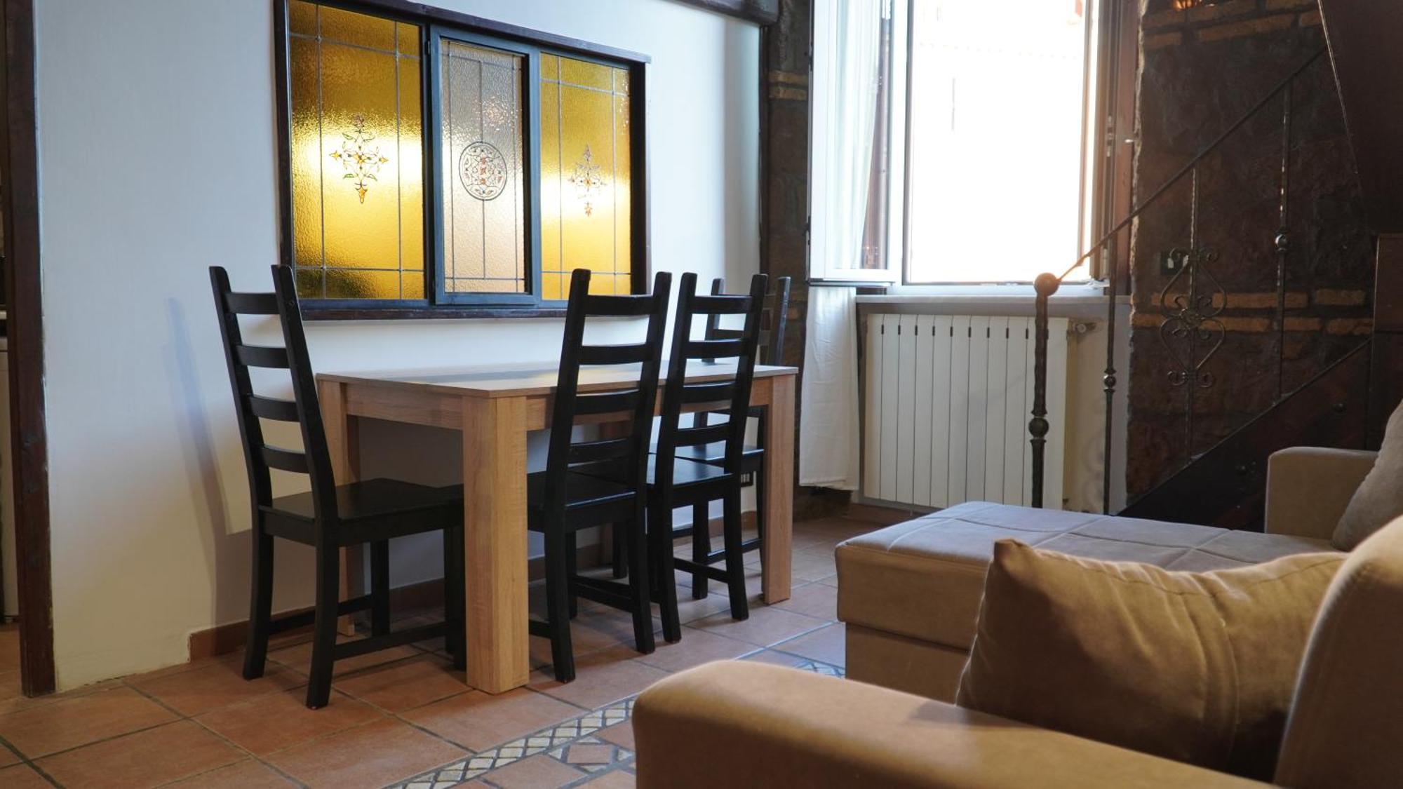 Al 25 Trastevere, Lägenhet *